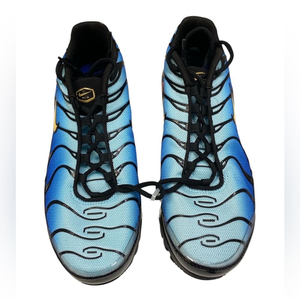 Nike Gradient Blue and Black Sneakers